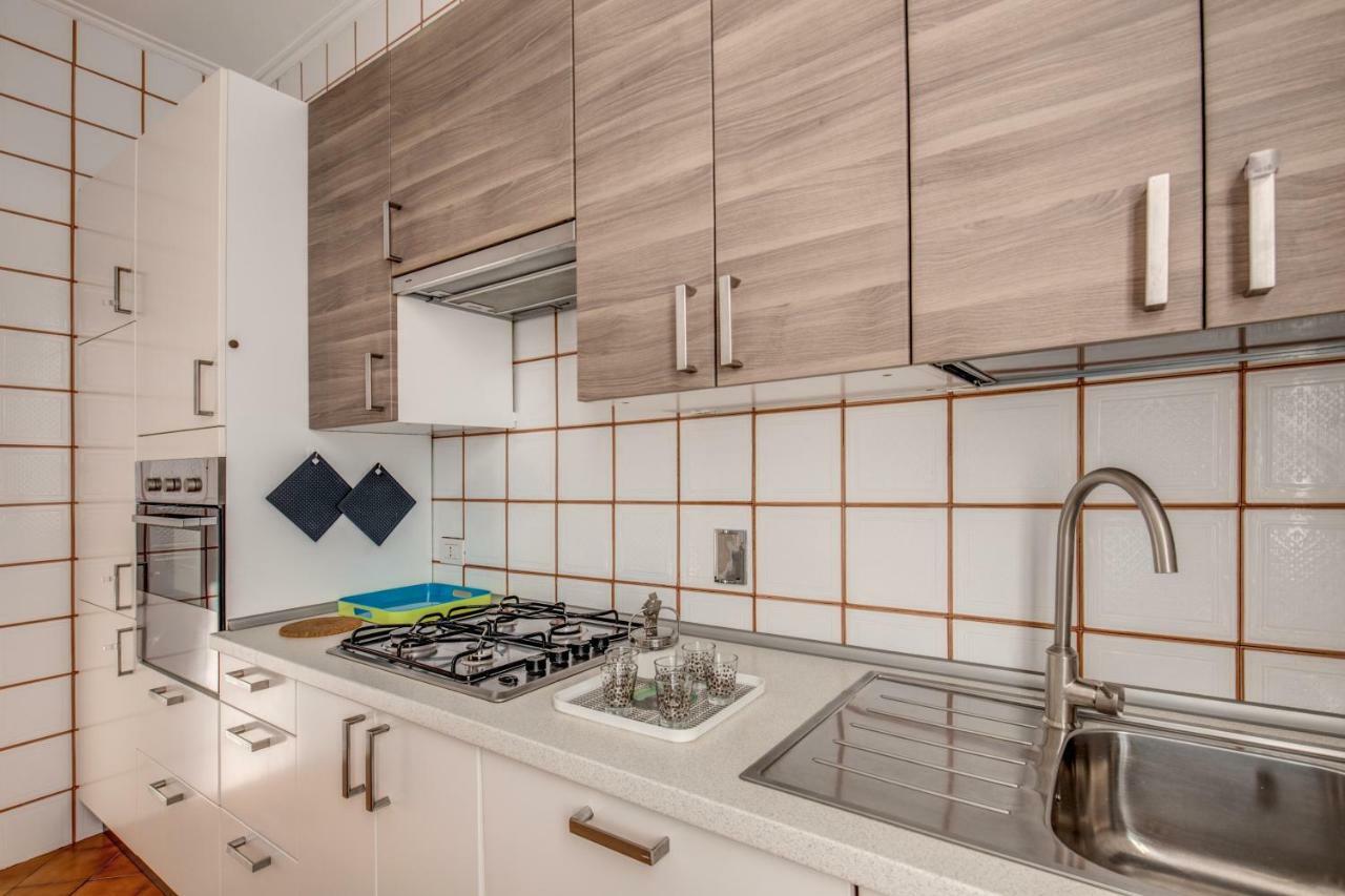 Casa Di Luca _ 3 Bdr Apartment Рим Экстерьер фото